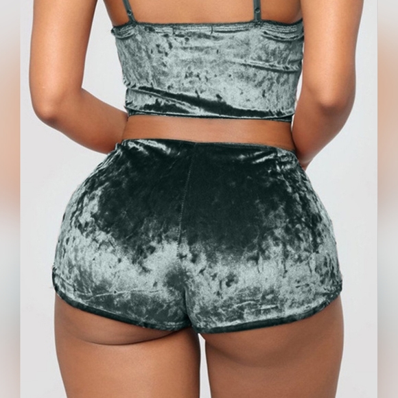 2 Sets of Women's Velvet 2 piece Pajama Nightwear. 4 PCS LiteBlue Red - Picture 2 of 5